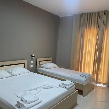 Hotell Season
