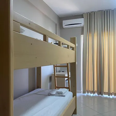 Hotell Season Dhërmi