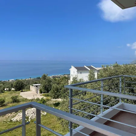 Season Hotell 3*